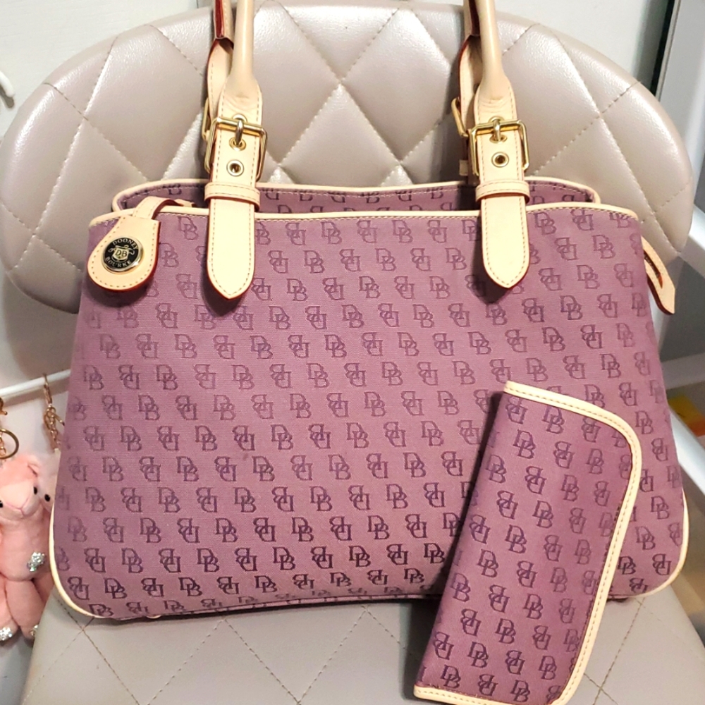 RARE Dooney & Bourke Mauve signature Canvas/Leather Satchel Bag and Glasses Case